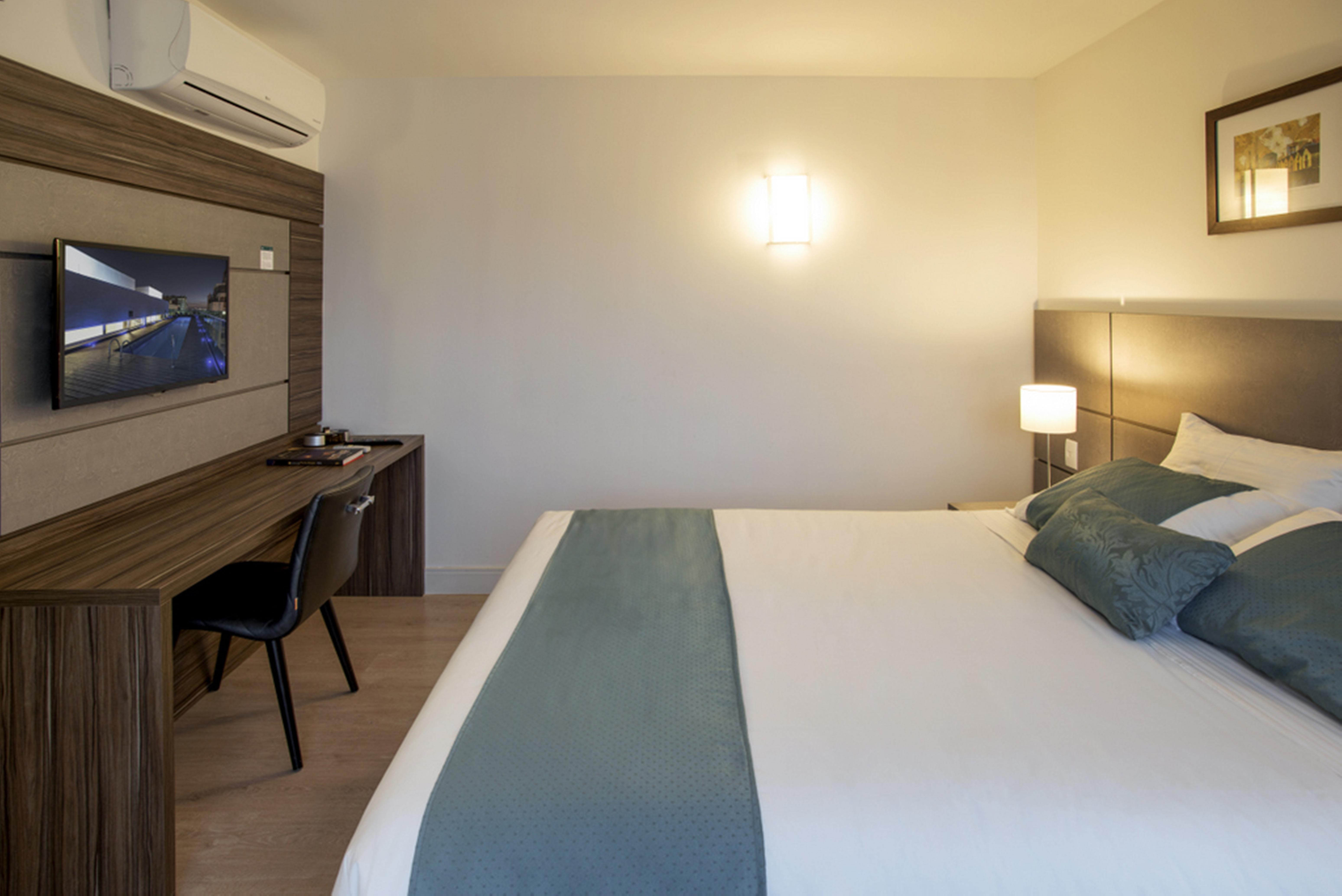 Laghetto Moinhos Hotel 4*